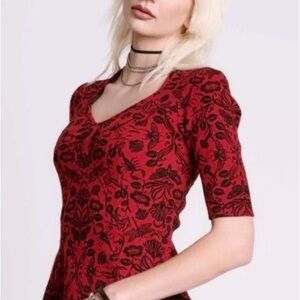 MIDNIGHT HOUR Thermal Sweetheart Top